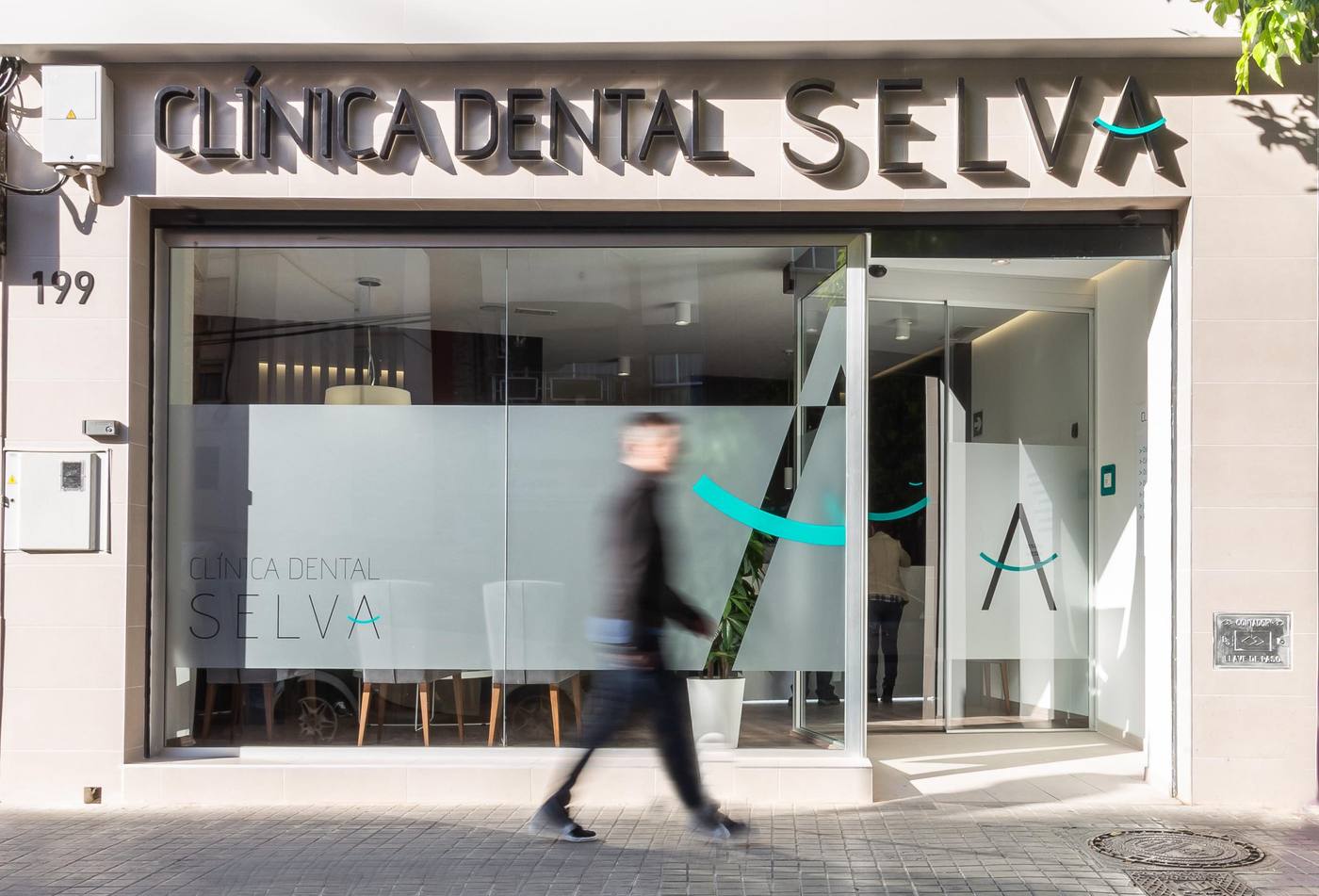 Fachada Clinica Dental Selva